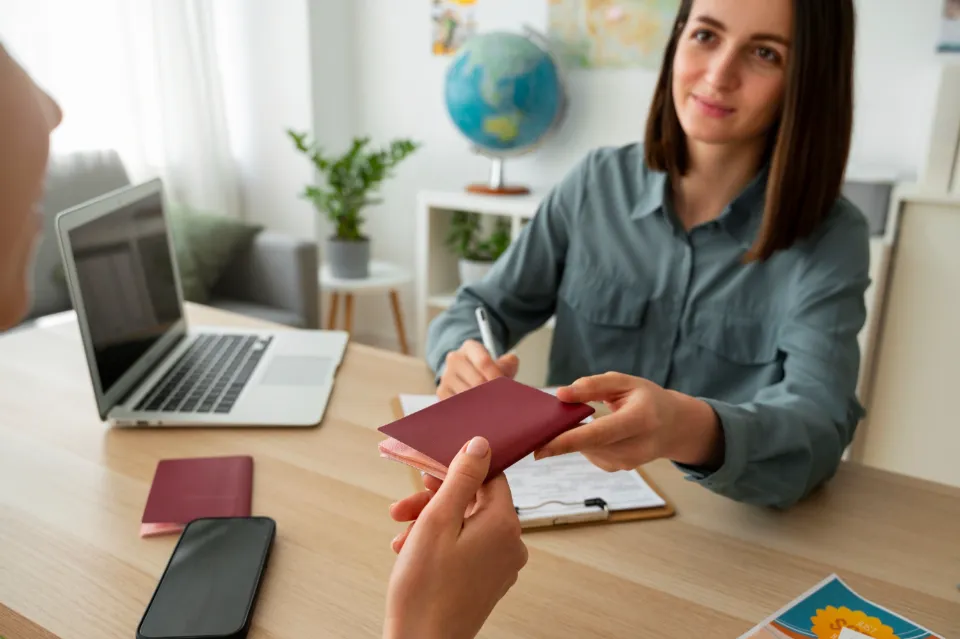 Delitos contra extranjeros